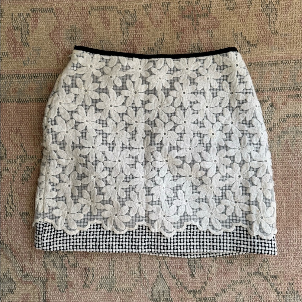 White Floral Lace Pencil Skirt